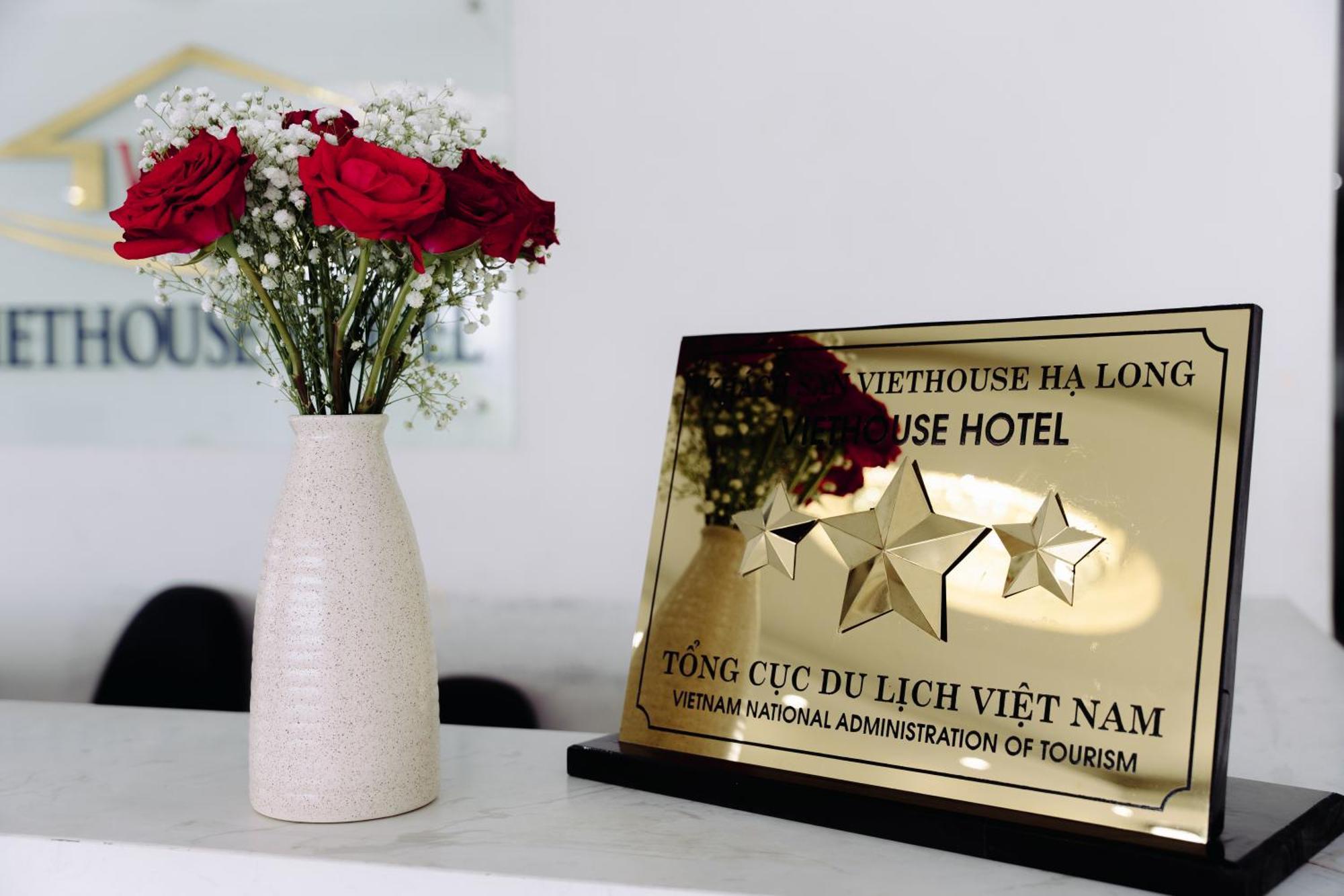 Viet House Ha Long Hotel Buitenkant foto